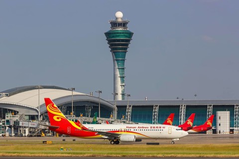 A Hainan Airlines Boeing 737-800 aircraft with registration number B-1130 at Guangzhou Airport