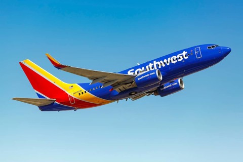 A Southwest Airlines Boeing 737-700 aircraft with registration number N715SW at Phoenix Airport