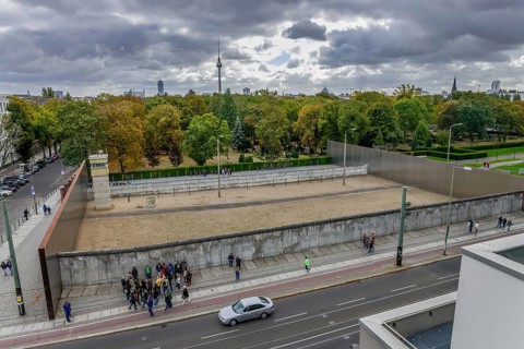 Replica border fortification