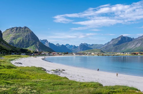 Mountains and sea