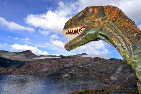 Life-size figure of a dinosaur at the highest site in the world