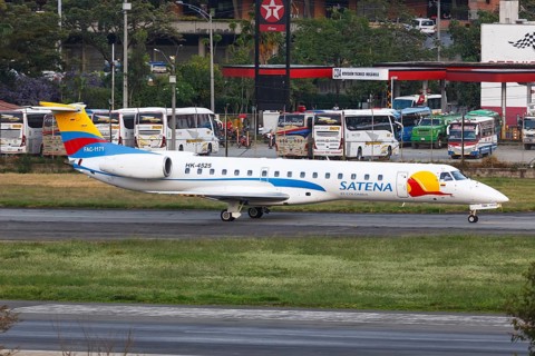 A Satena Embraer 145 aircraft with registration number HK-4525 at Medellin Airport