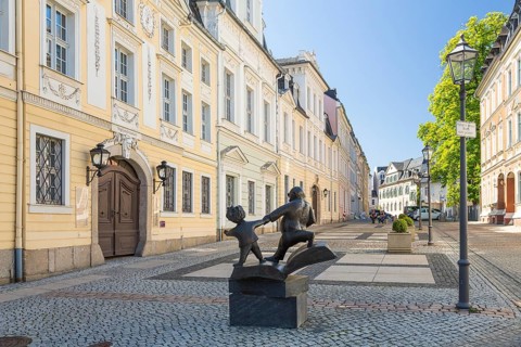 Father and Son Monument and Vogtland Museum in Nobelstrasse