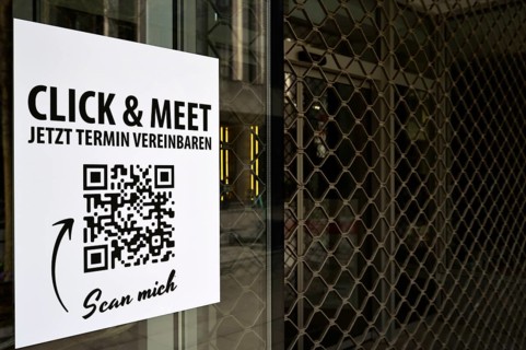 Click & Meet Shopping with QR code