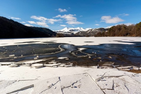 Lake Chambon in winter