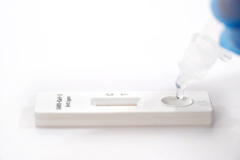 Application of an antigen rapid test