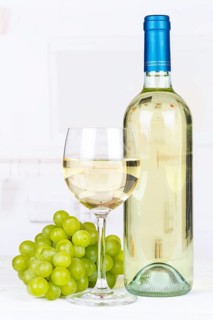 Wine white white wine white wine grapes grapes text free space copyspace copyspace