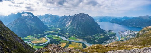 View from the hike Romsdalseggen