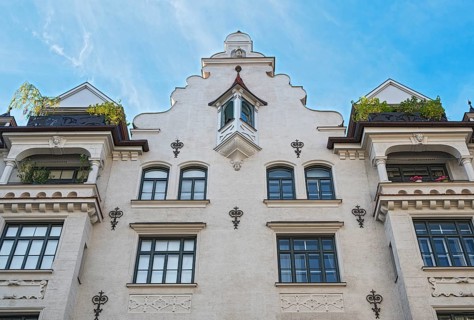 East facade with balconies