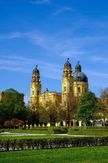 Hofgarten and Theatine Church