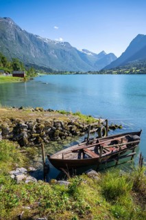 Rowing boat at lake Oldevatnet with Bergen