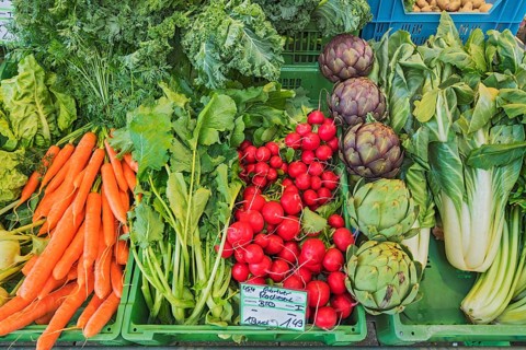 Vegetable stand