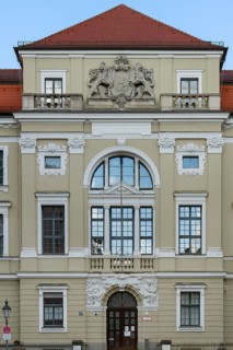 Classicist facade