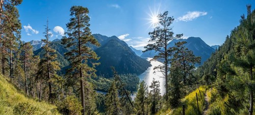 Hiking trail to Schoenjoechl