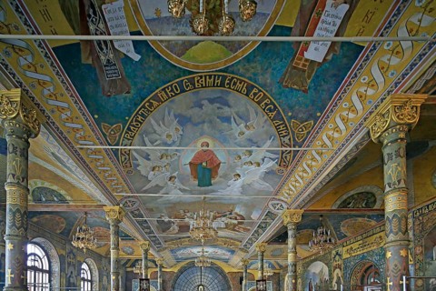 Ceiling frescoes in the refectory