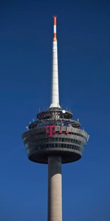 Tower cage and antenna support of the Colonius telecommunications tower