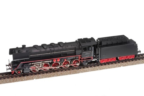 Maerklin H0 freight train unit steam locomotive
