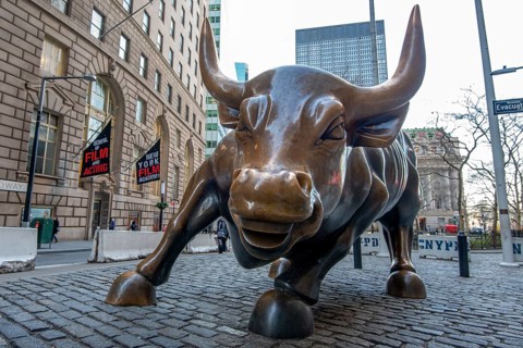 Bullenfigur vor der Boerse