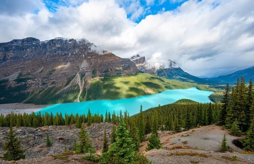 Cloudy mountain peaks
