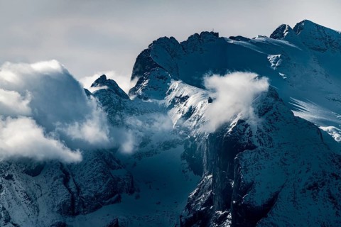 Snowy ridge of the Civetta Group