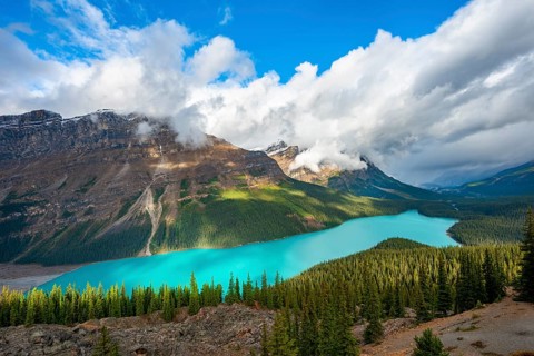 Cloudy mountain peaks
