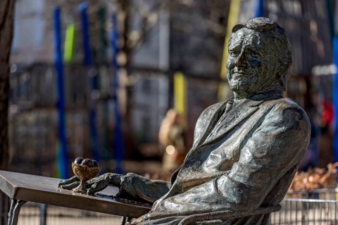 Monument to actor Helmut fisherman as Monaco Franze