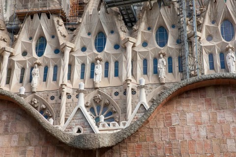 Sculptures The facade