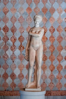 Statue of a woman in marble at Ca' d'Oro Palace