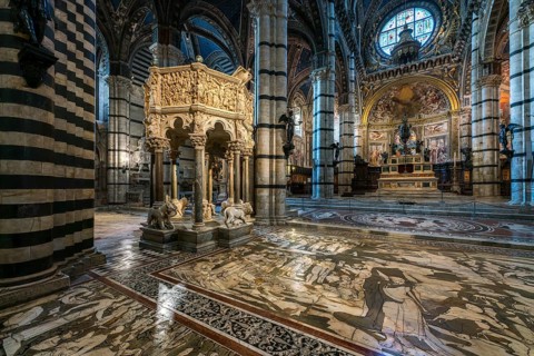 Choir with marble pulpit