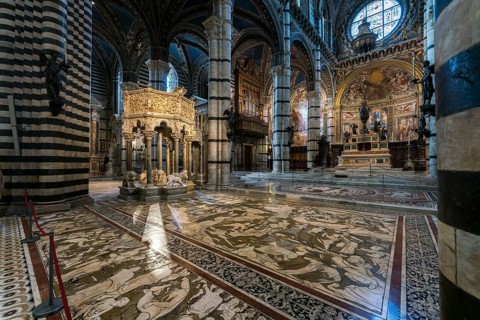 Choir with marble pulpit