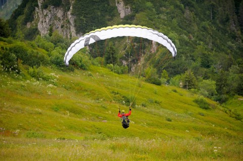 Paraglider on the Hochfelln