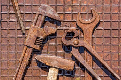 Old tool with Englishman
