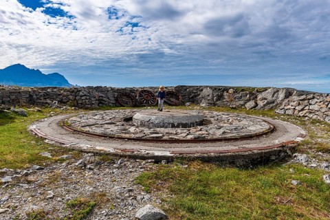 Gronsvik coastal battery