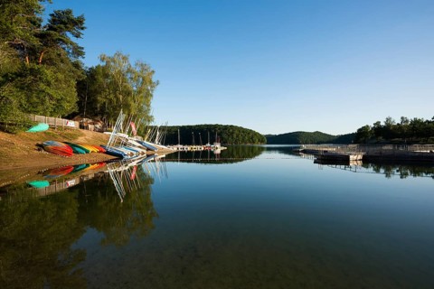 Morning atmosphere at Lac de Saint-Etienne-Cantales