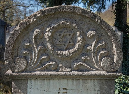 Relief with wreath and Star of David on a Jewish gravestone