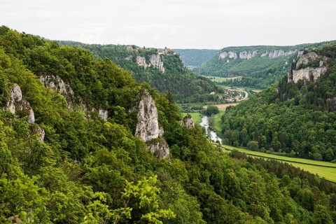 View from the Eichfelsen to Werenwag Castle