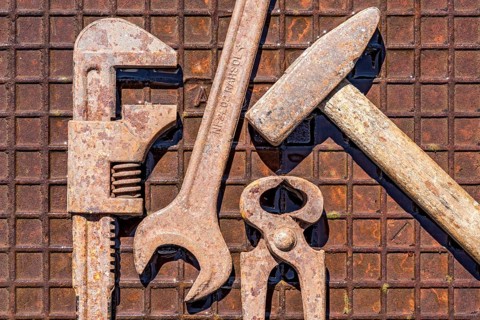 Old tool with Englishman