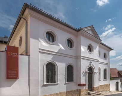 Former synagogue built in 1826