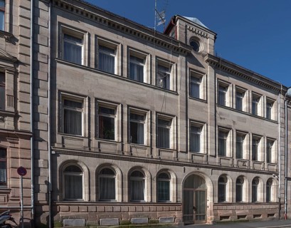 Building of the former Israelite citizen school