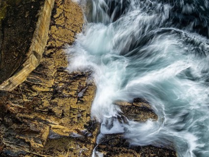 Incoming tide