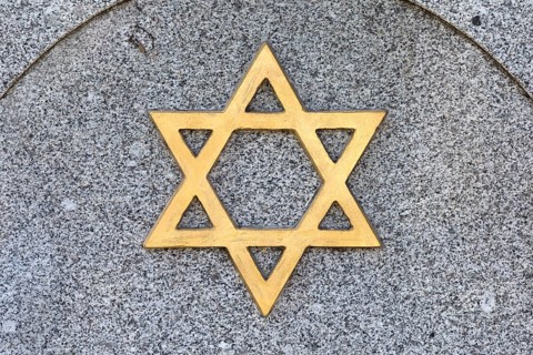 Star of David on a gravestone