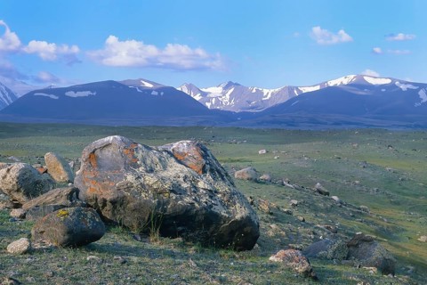 Landscape around Khurgan lake