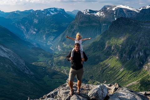 Father with daughter standing on Dalsnibba View point