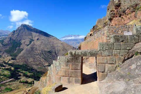 Gate to the Inca ruins