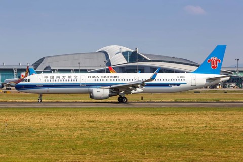 An Airbus A321 aircraft of China Southern Airlines with registration number B-8966 at Guangzhou Baiyun Airport