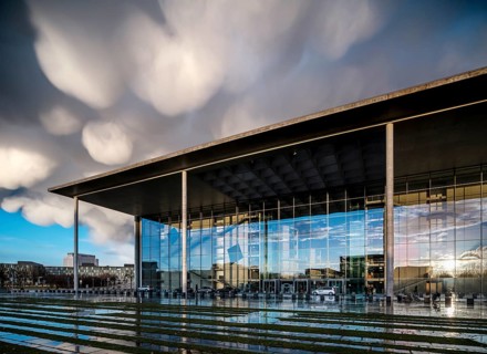 Mammatus clouds over Paul-Loebe-Haus