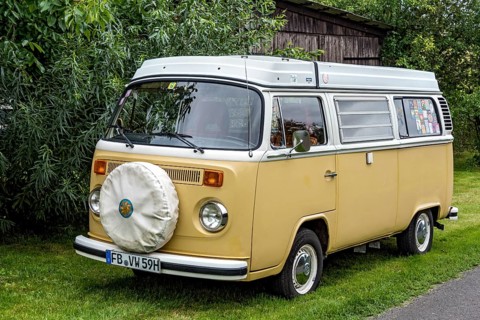 Oldtimer Volkswagen type 2 as camping bus