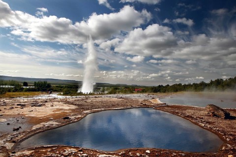 Geysir and Strokkur