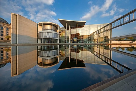 Paul-Loebe-Haus and Spree in the morning light