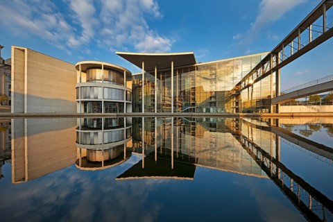 Paul-Loebe-Haus and Spree in the morning light